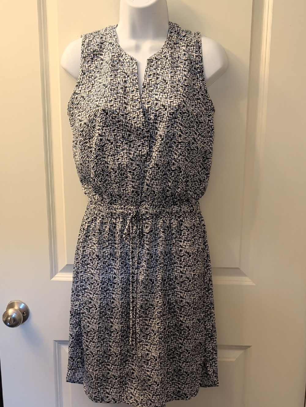 Ann Taylor Navy & White Sleeveless Printed Drawstring Mini Dress